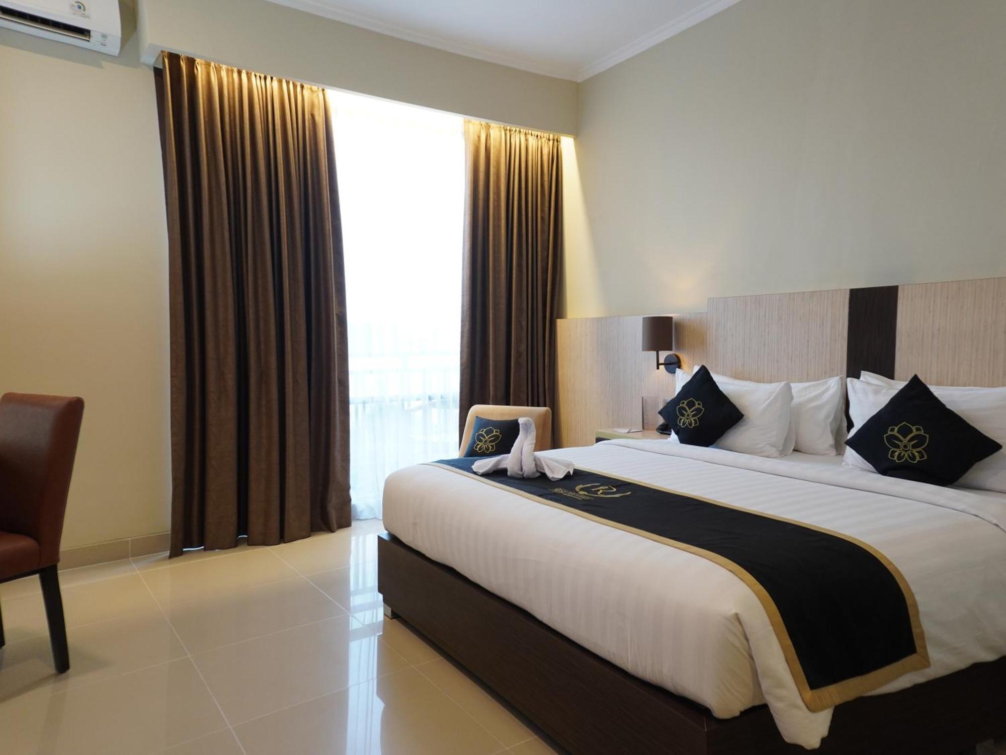 Riss Hotel Malioboro Джокьякарта Экстерьер фото