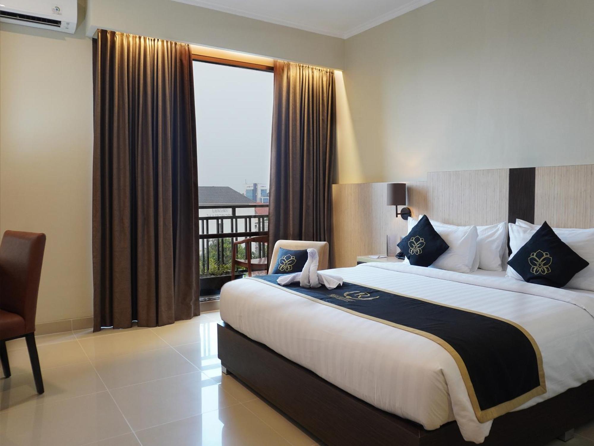 Riss Hotel Malioboro Джокьякарта Экстерьер фото
